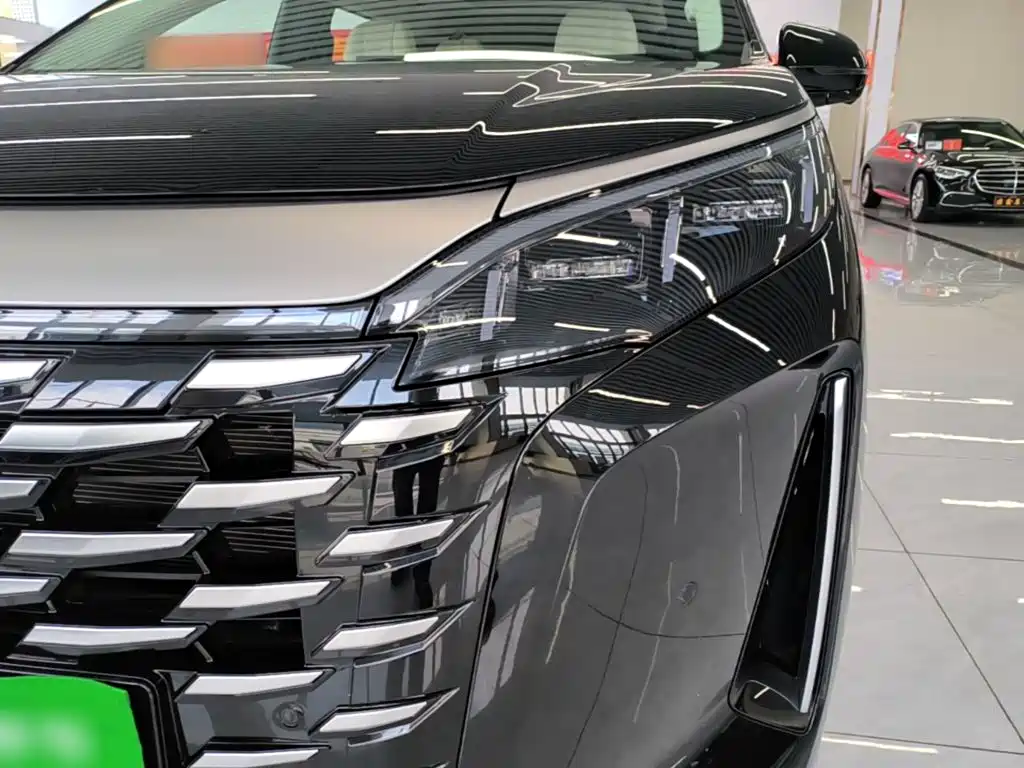 BYD Xia — миниатюра 24