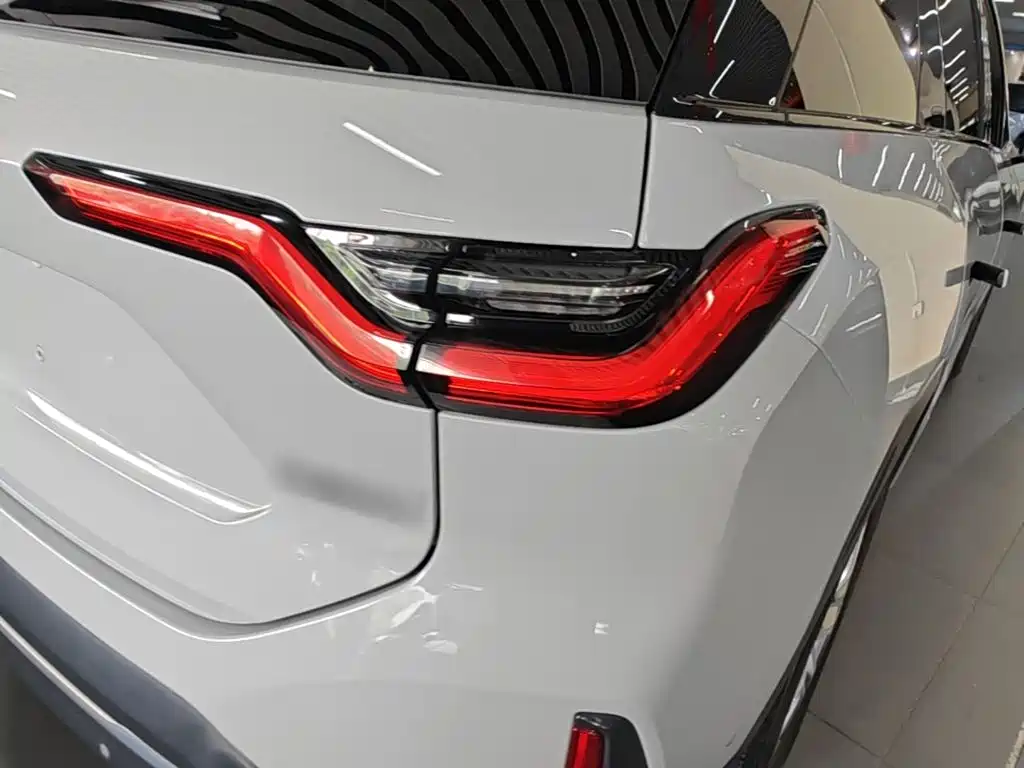 NIO ES6 — миниатюра 8