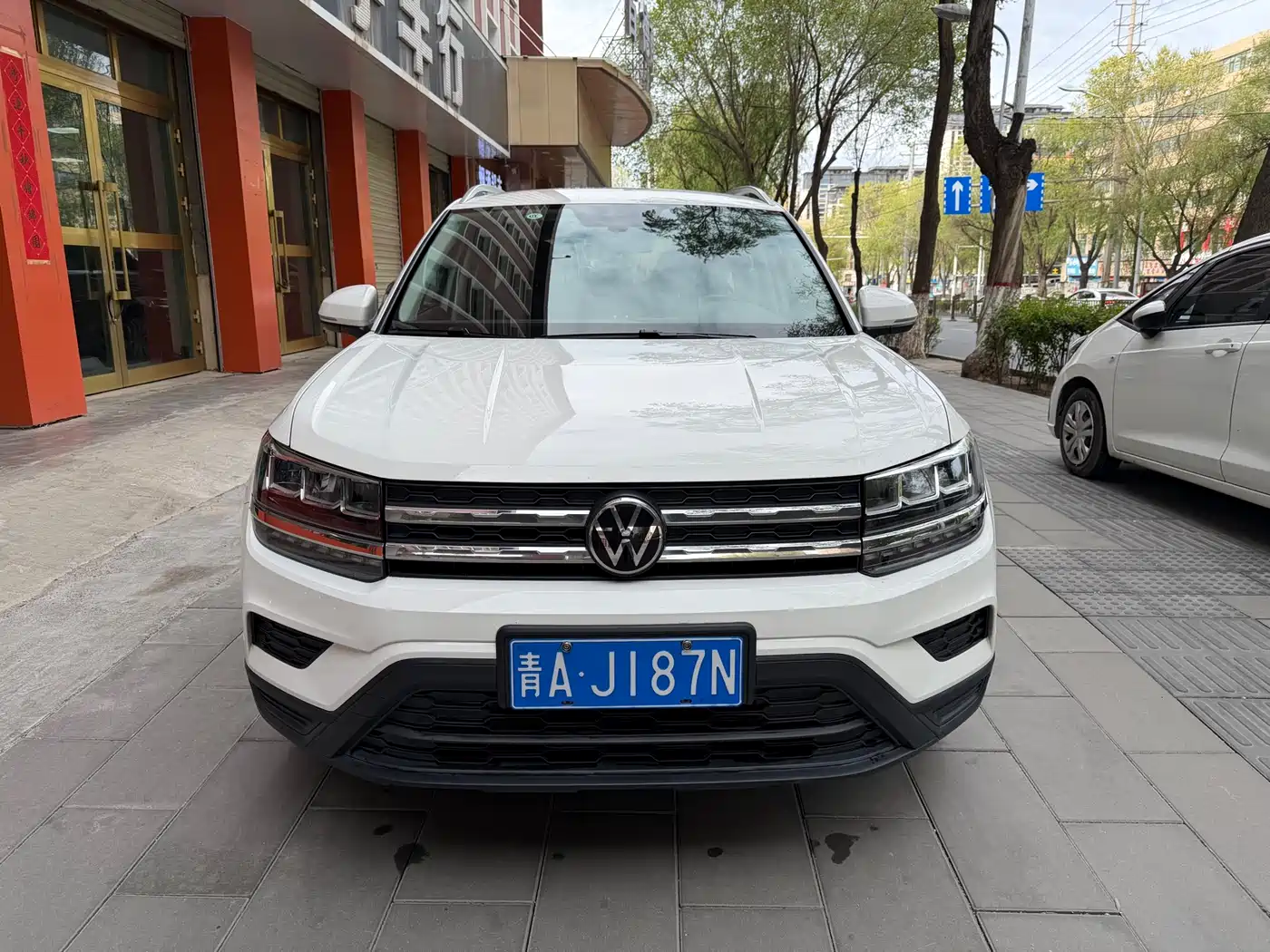 Volkswagen Tharu