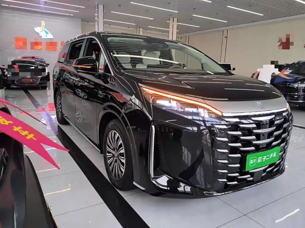 BYD Xia — миниатюра 4