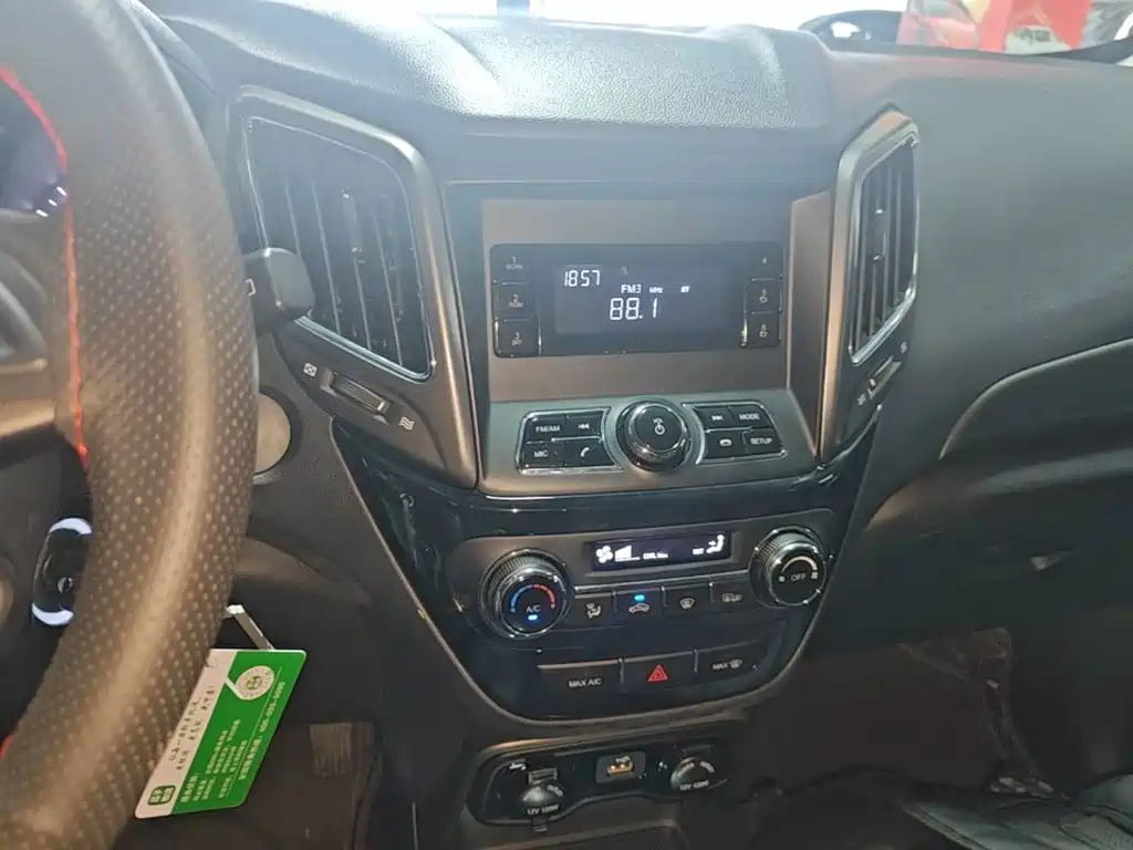 Changan CS15 — миниатюра 13