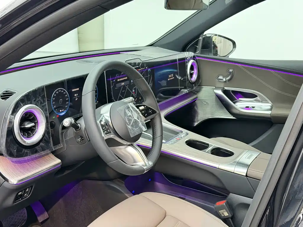 Mercedes-Benz GLC New Energy — миниатюра 10