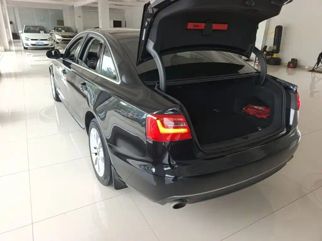 Audi A6L — миниатюра 5