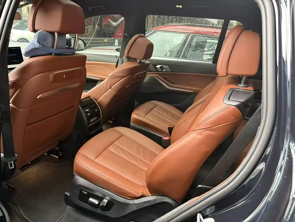 BMW X7 — миниатюра 4