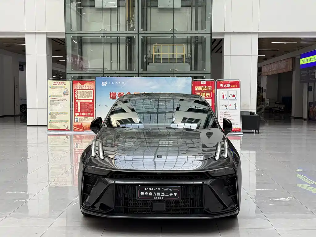 Lynk & Co 03 — миниатюра 2