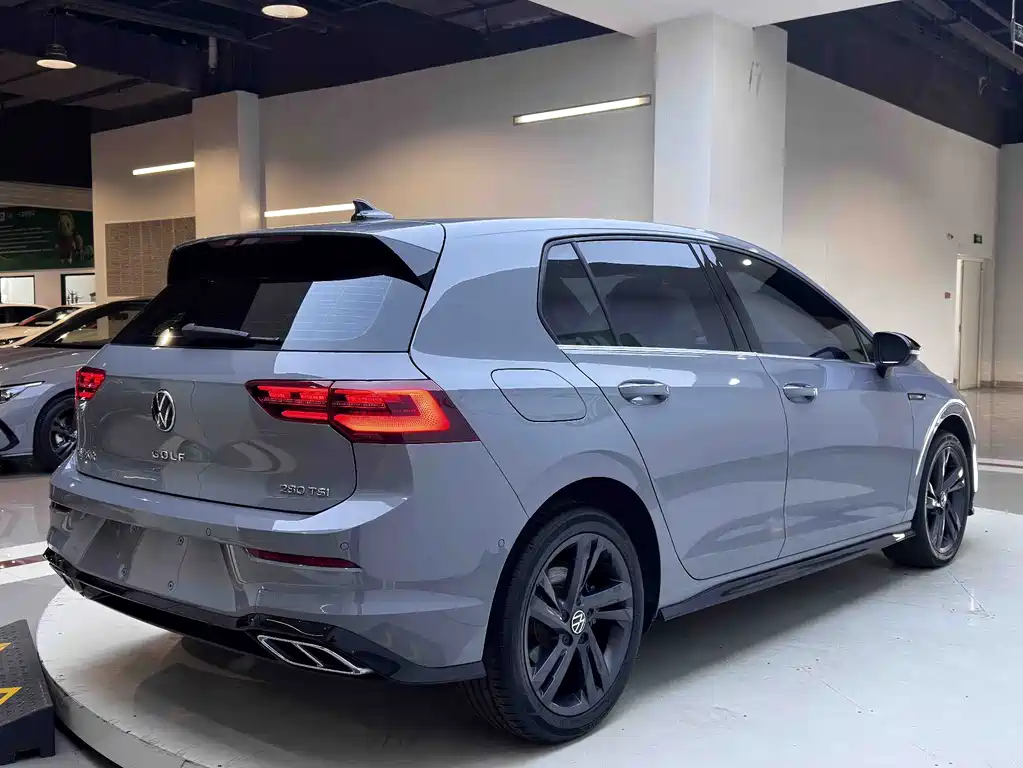Volkswagen Golf — миниатюра 6