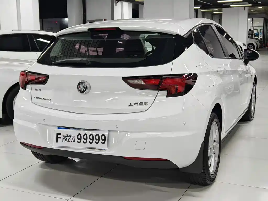Buick Verano — миниатюра 4