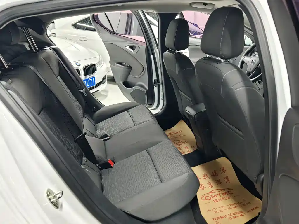 Buick Verano — миниатюра 9
