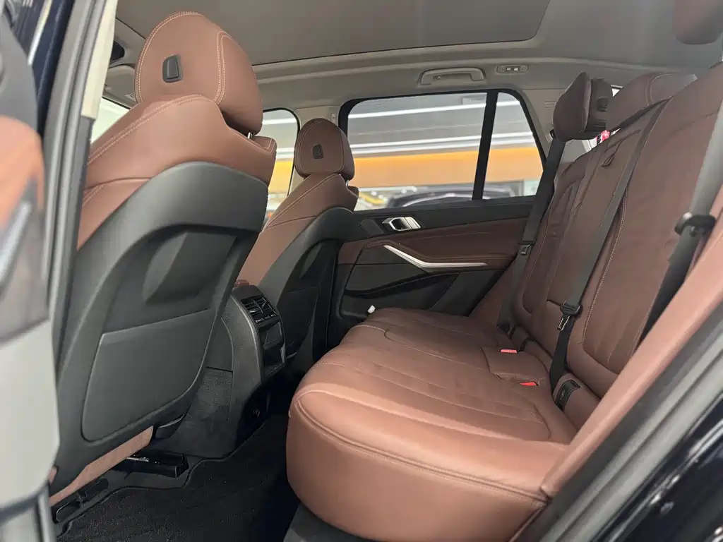BMW X5 2021 xDrive40i M Sport