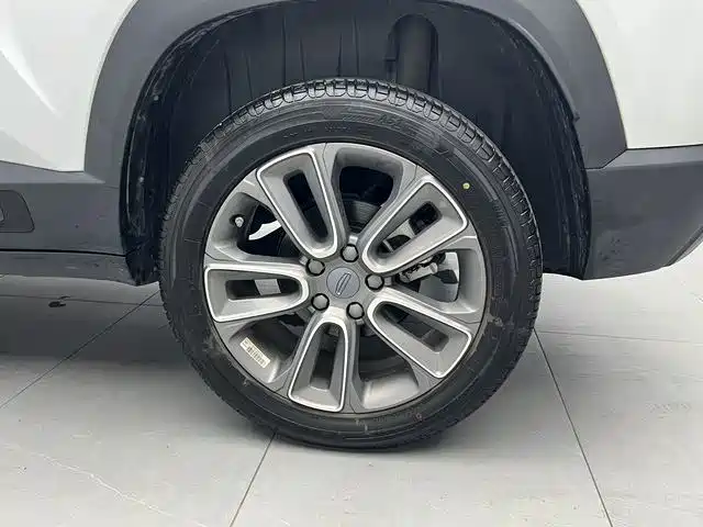 Geely Icon — миниатюра 19