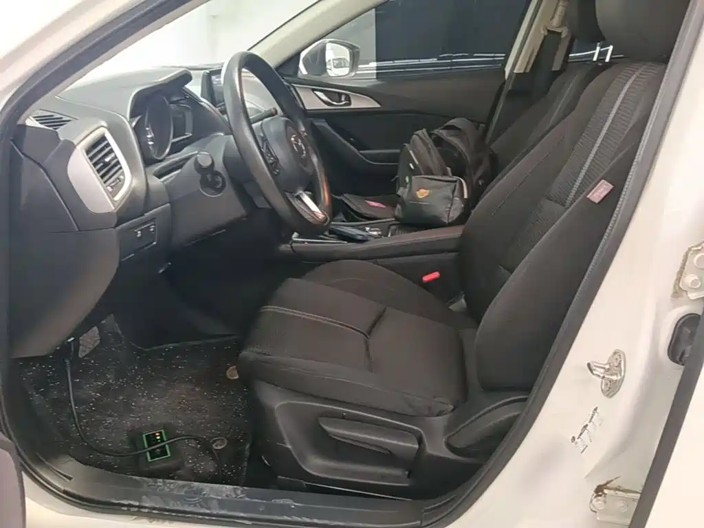 Mazda 3 Axela — миниатюра 15
