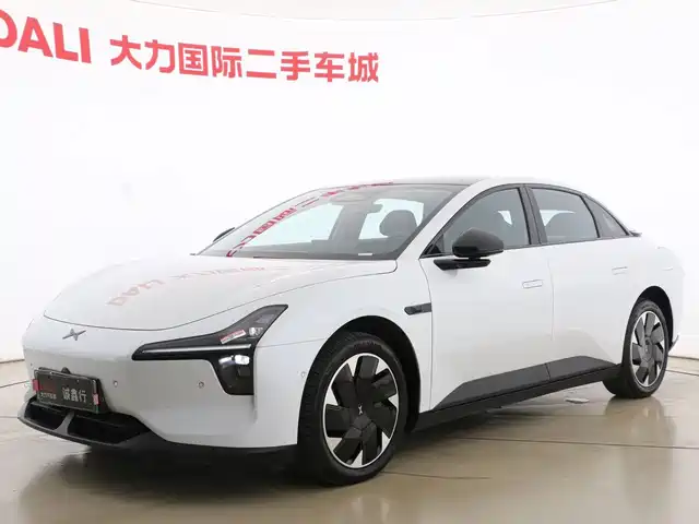 2025 Xpeng Mona M03