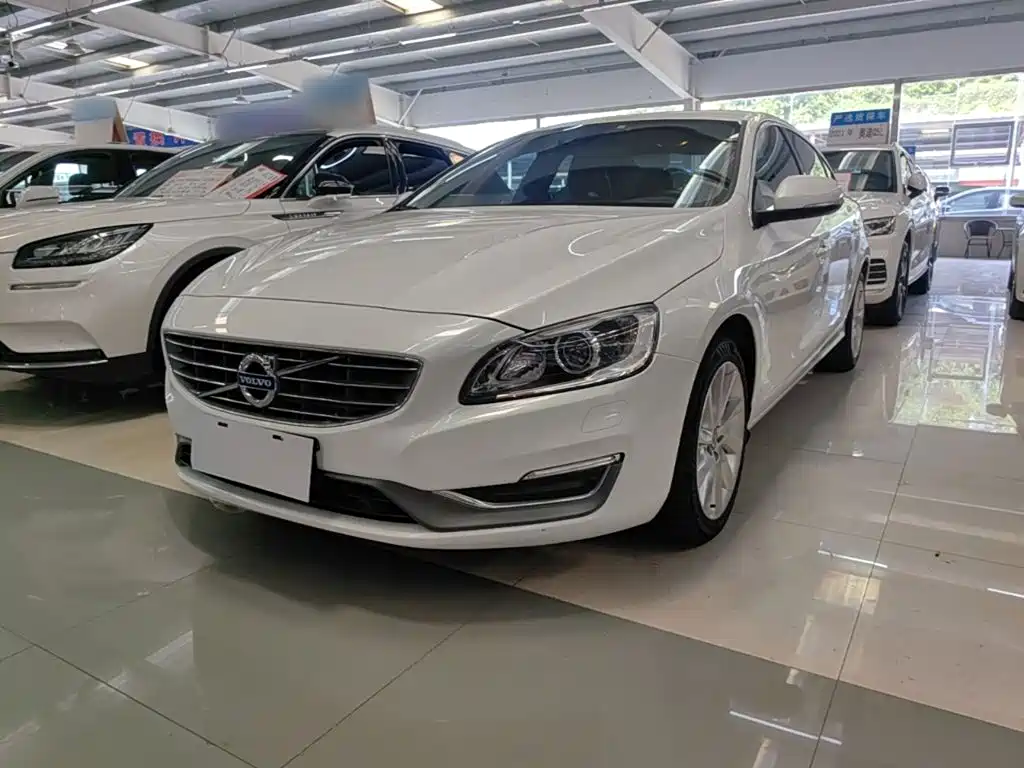 Volvo S60 — миниатюра 2
