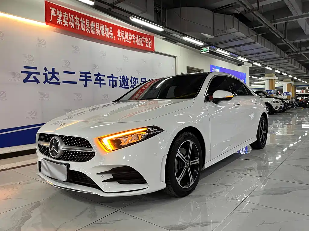 Mercedes-Benz A-Class A 2022 A 200 L Sport