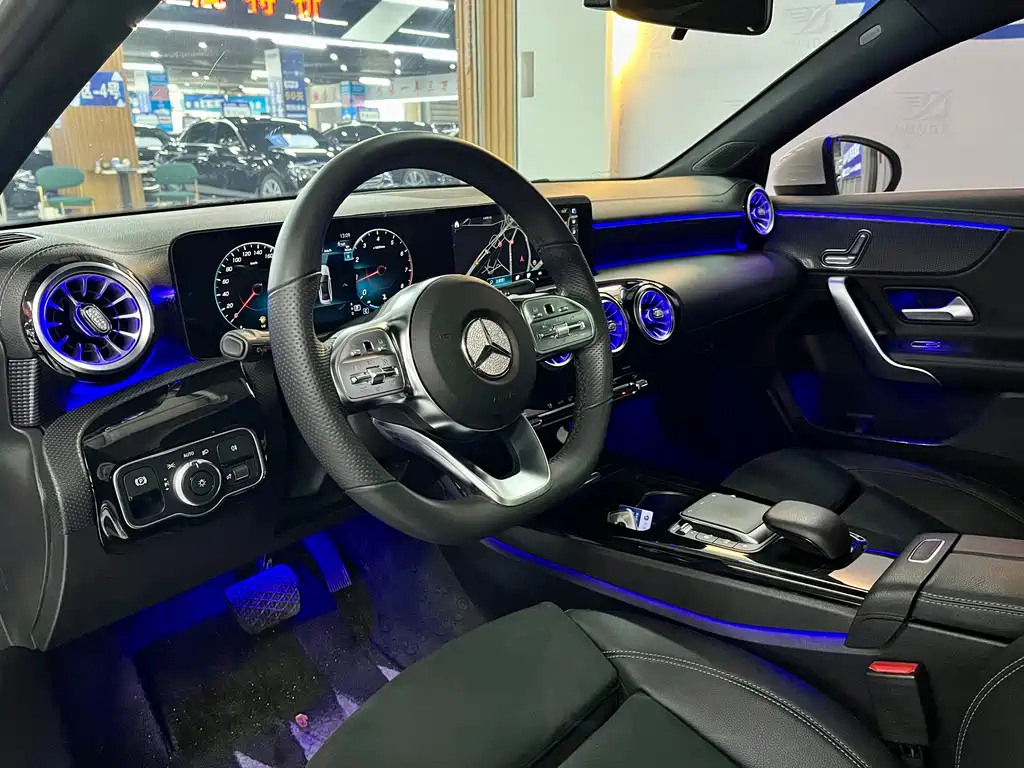 Mercedes-Benz A-Class A 2022 A 200 L Sport
