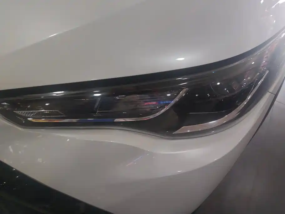Toyota Frontlander — миниатюра 5