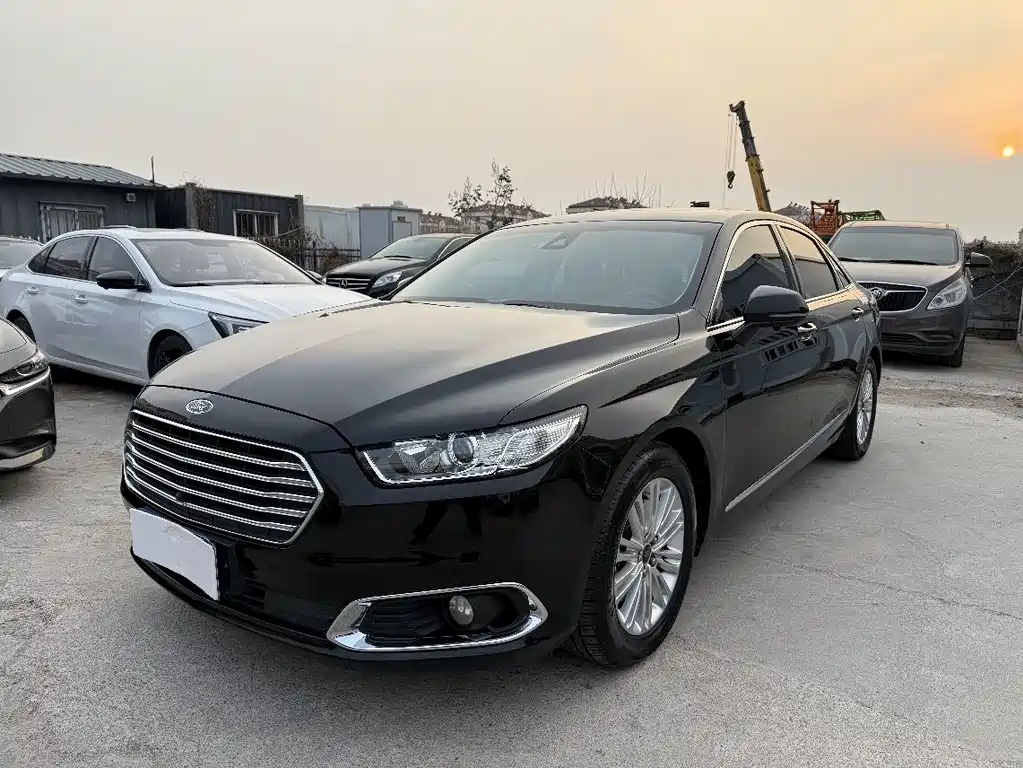 Ford Taurus