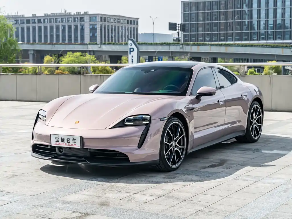 Porsche Taycan 2024