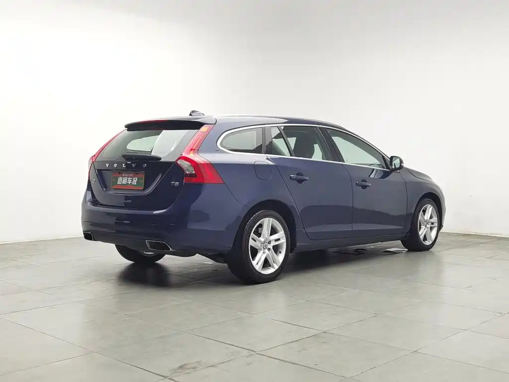 Volvo V60 — миниатюра 2