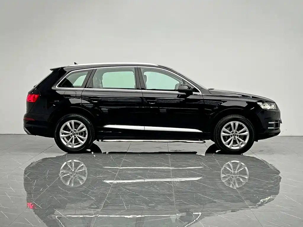 Audi Q7 — миниатюра 7