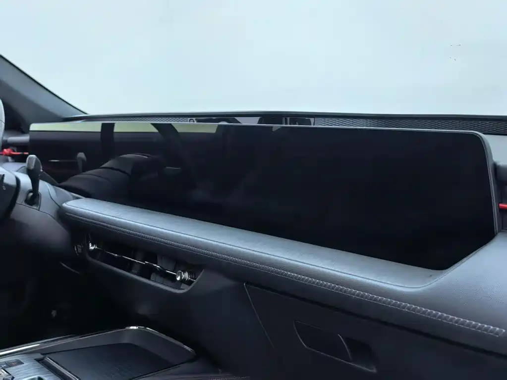 Ford Evos — миниатюра 12