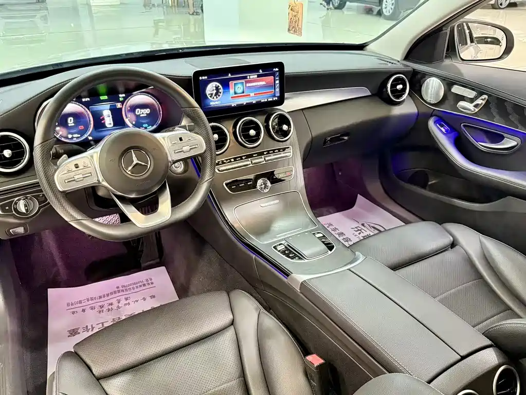 Mercedes-Benz C-Class — миниатюра 6