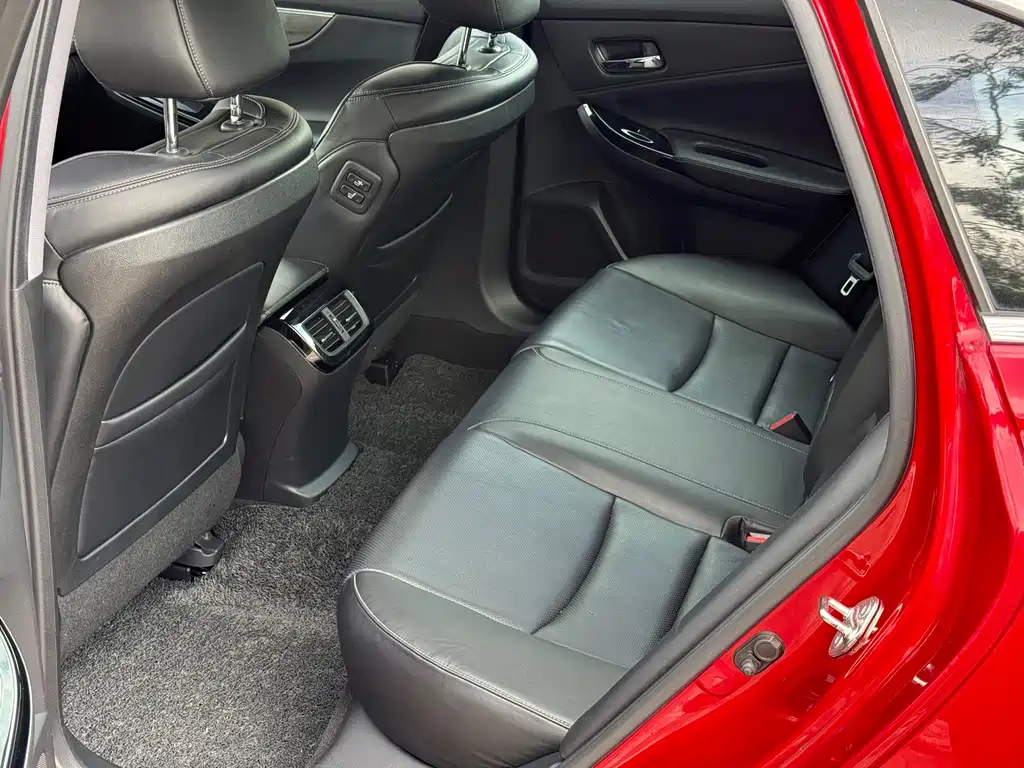 Honda Spirior — миниатюра 5