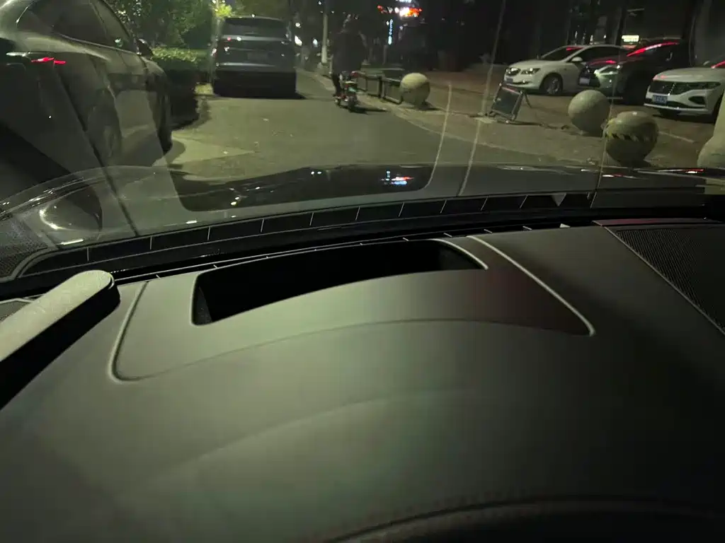 Porsche Panamera Hybrid — миниатюра 7