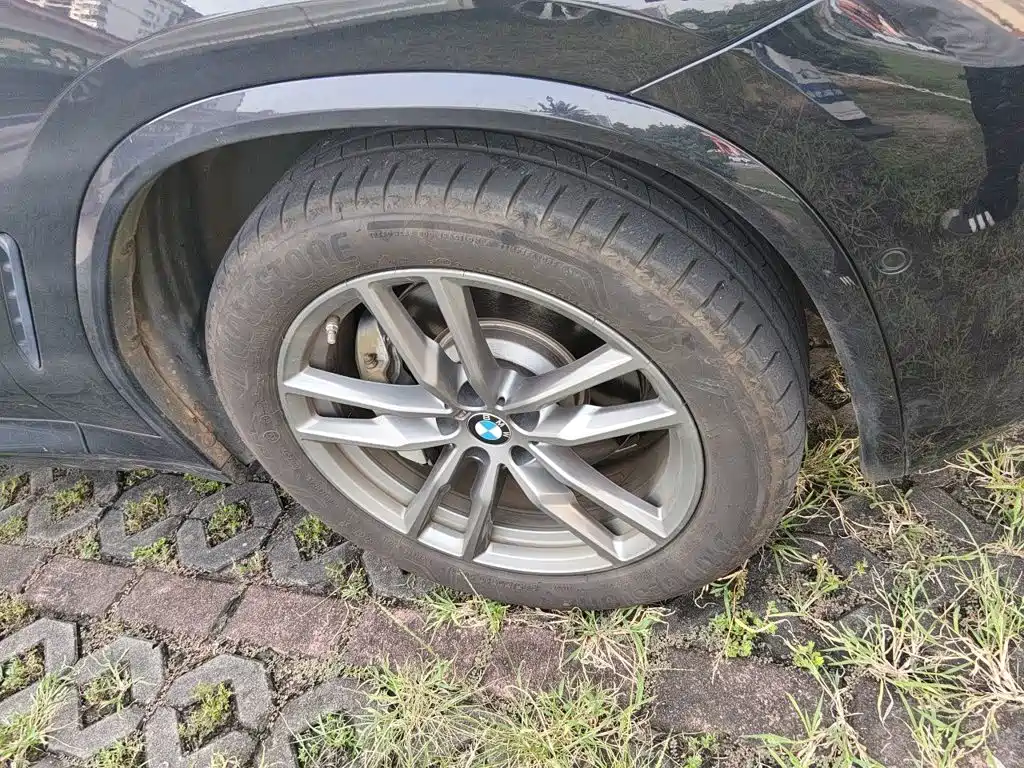 BMW X3 — миниатюра 24