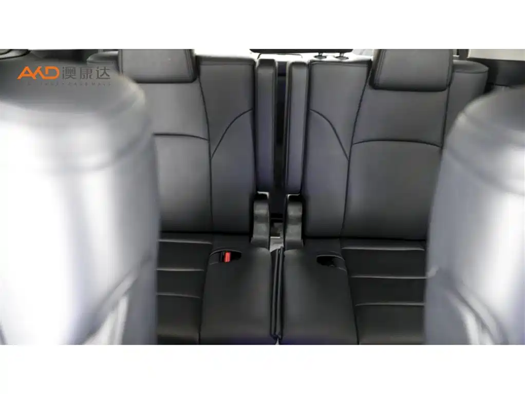 Toyota Vellfire — миниатюра 9