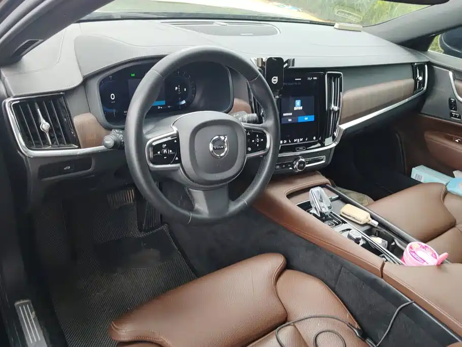 Volvo S90 — миниатюра 12