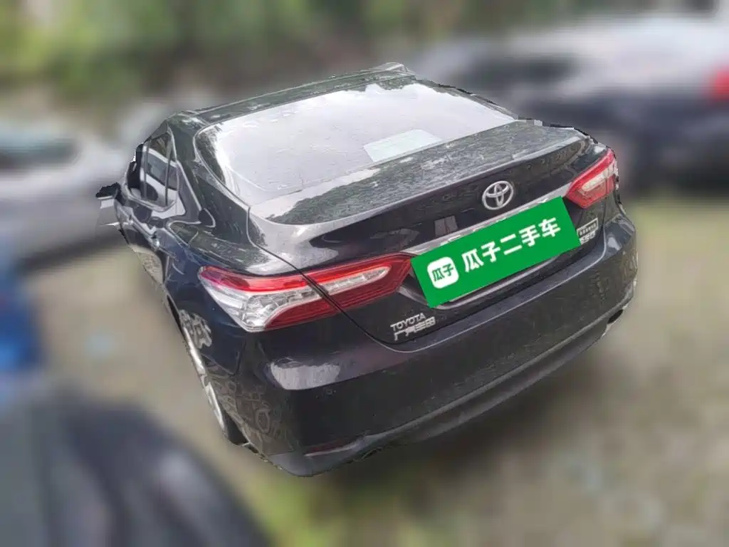 Toyota Camry — миниатюра 7