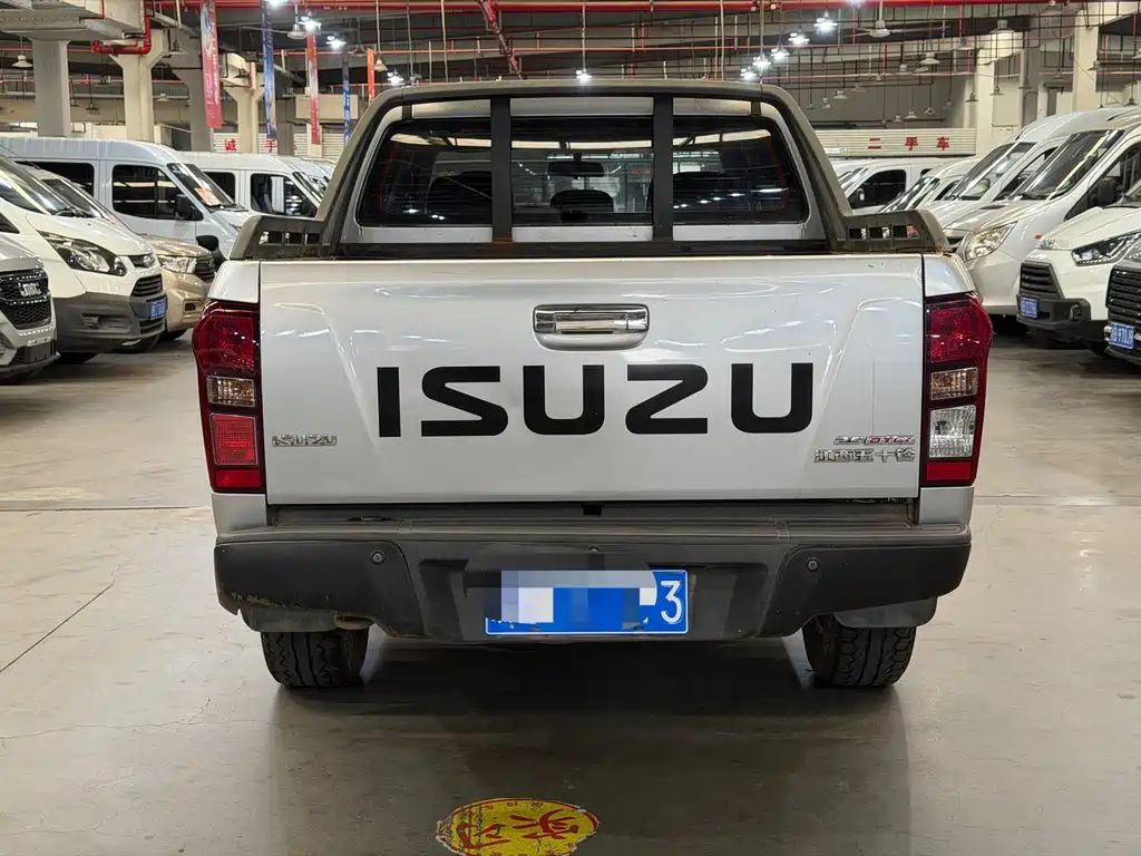 Isuzu Lingtuo — миниатюра 6