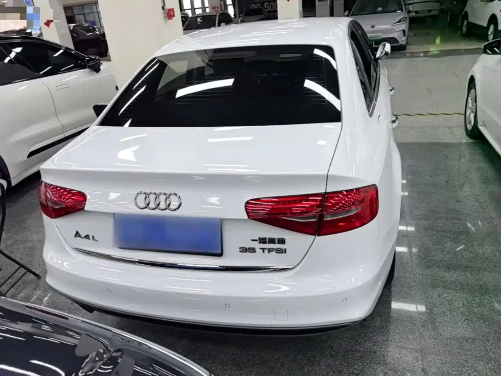 Audi A4L — миниатюра 6