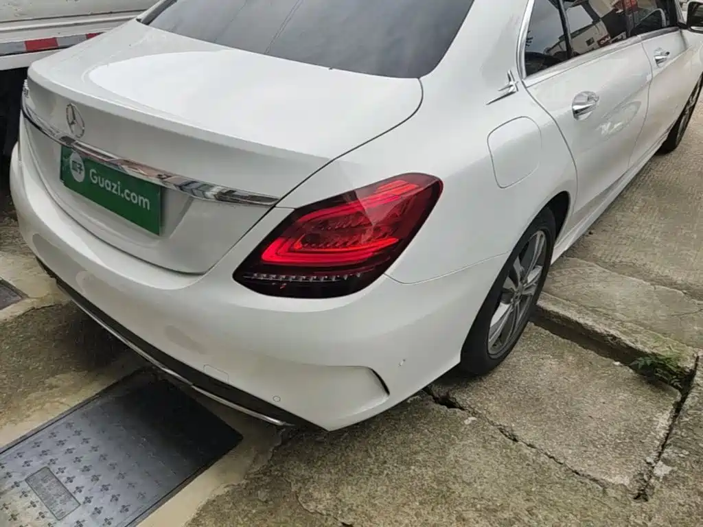 Mercedes-Benz C-Class — миниатюра 8