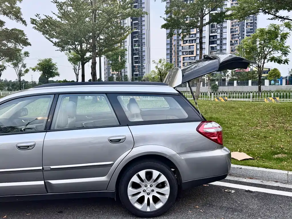 Subaru Outback — миниатюра 2
