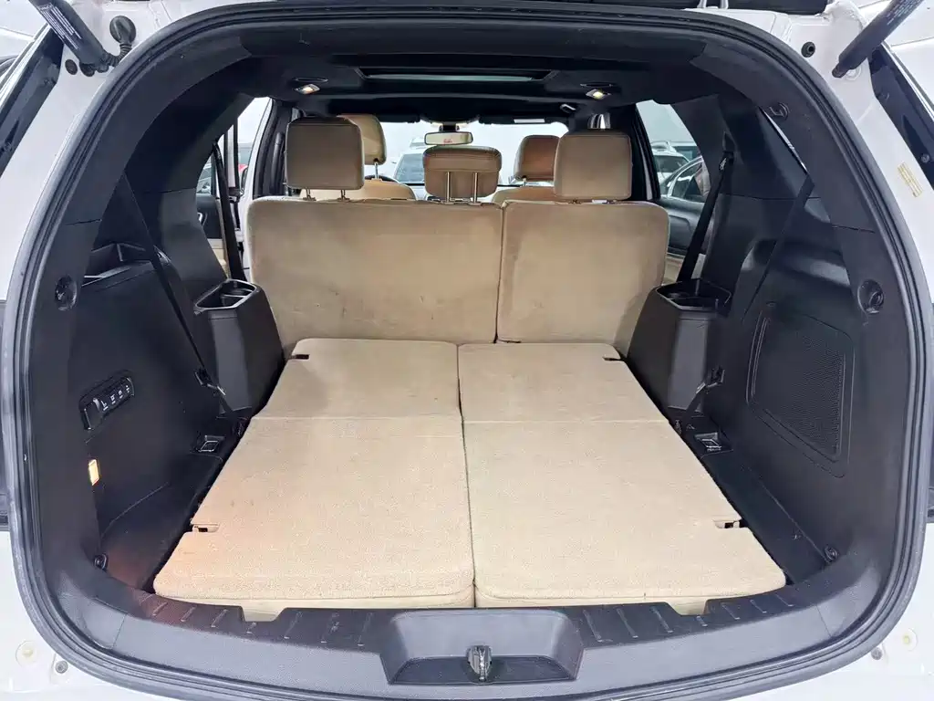 Ford Explorer (Import) — миниатюра 22