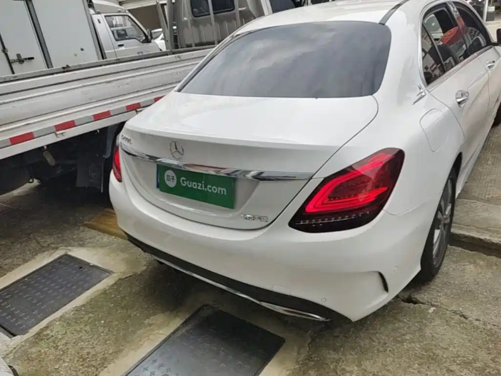 Mercedes-Benz C-Class — миниатюра 6