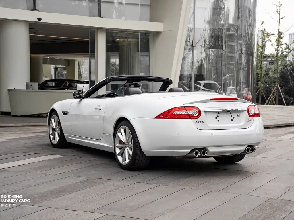 Jaguar XK — миниатюра 6