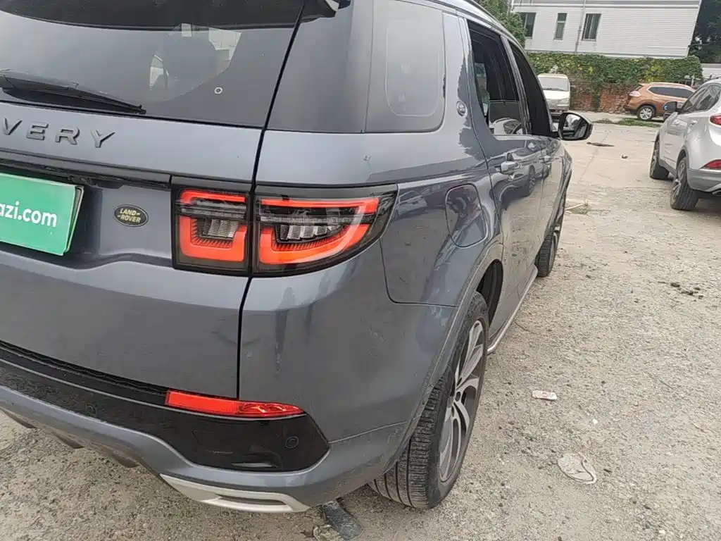Land Rover Discovery Sport Hybrid — миниатюра 8