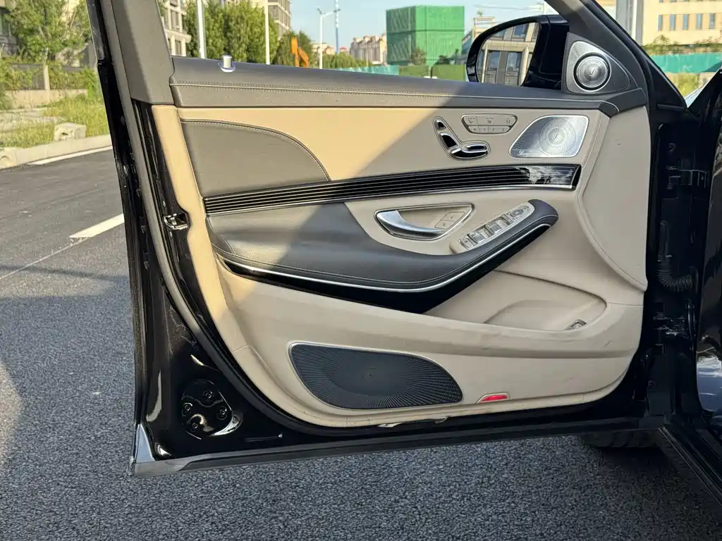 Mercedes-Benz S-Class — миниатюра 13