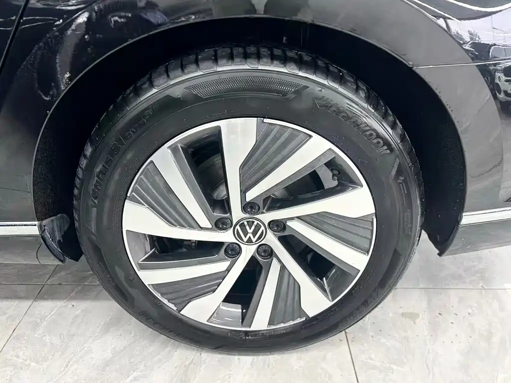 Volkswagen Magotan PHEV — миниатюра 21