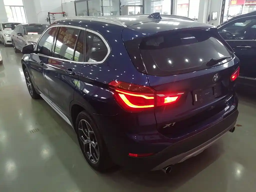 BMW X1 — миниатюра 5