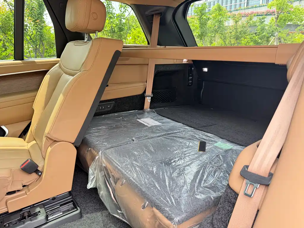 Land Rover Range Rover — миниатюра 12