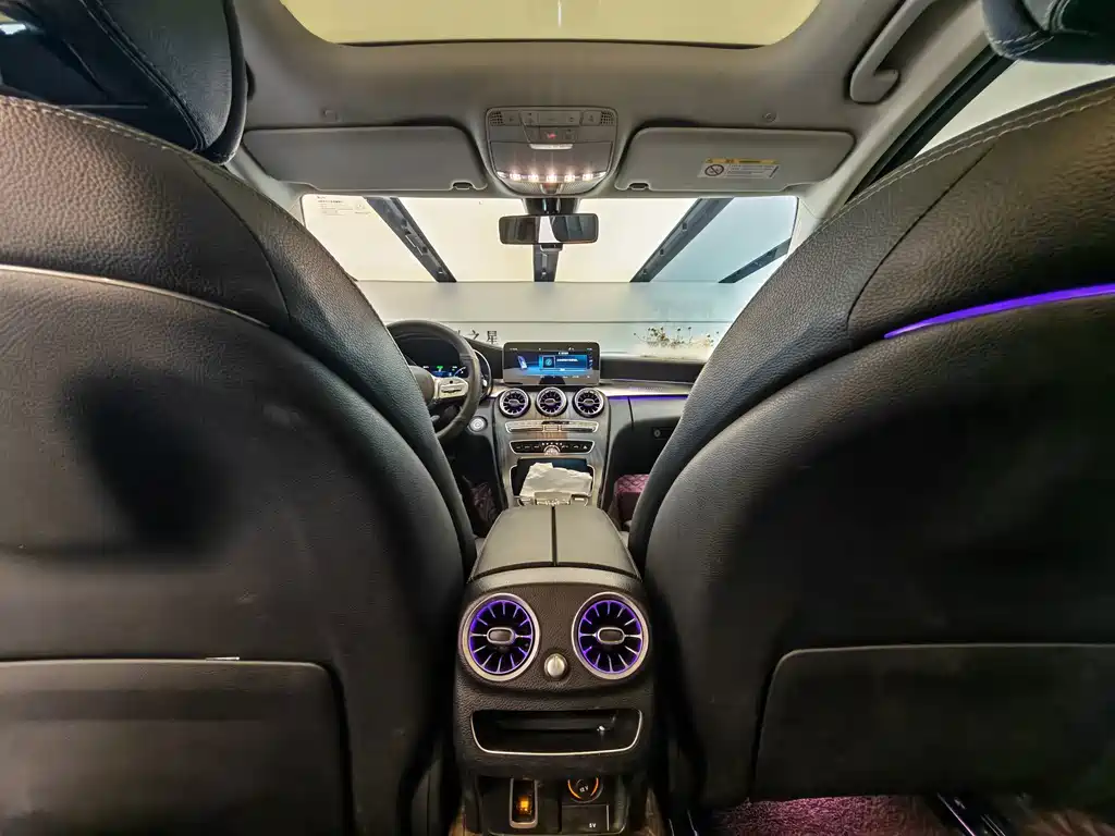 Mercedes-Benz C-Class — миниатюра 14