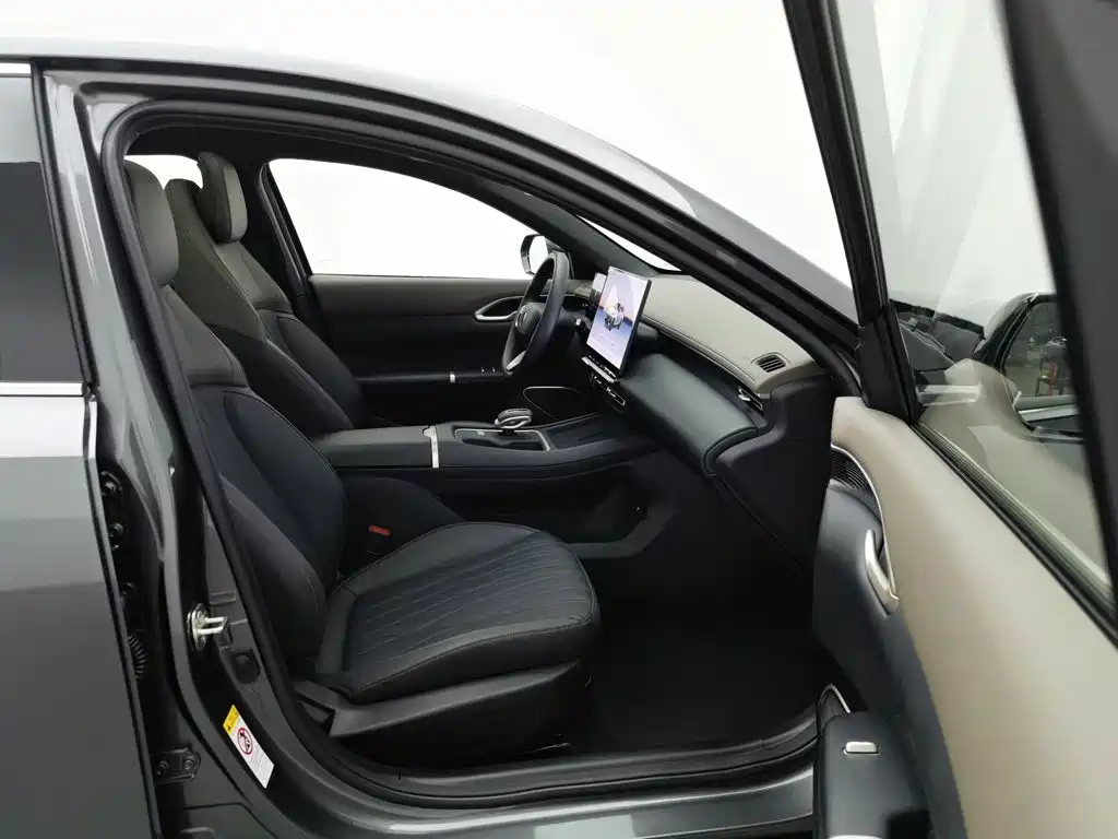 Changan Eado — миниатюра 23