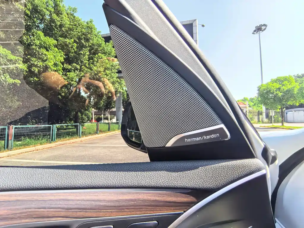BMW X3 — миниатюра 22