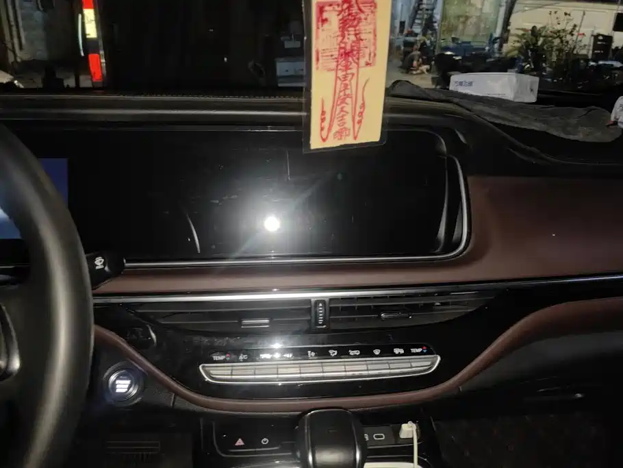 GAC Motor Trumpchi M6 — миниатюра 13
