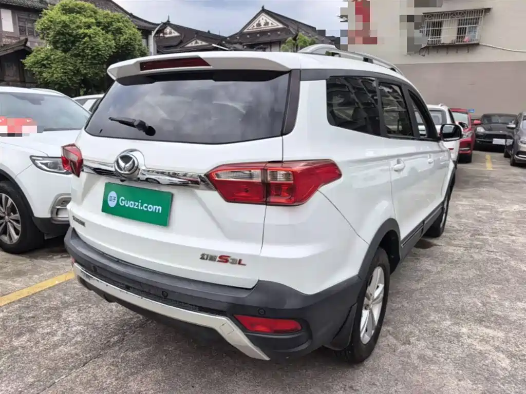 BAIC S3 2016 S3L 1.5L MT Luxury