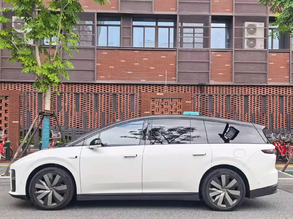 Li Auto Li i8 — миниатюра 7